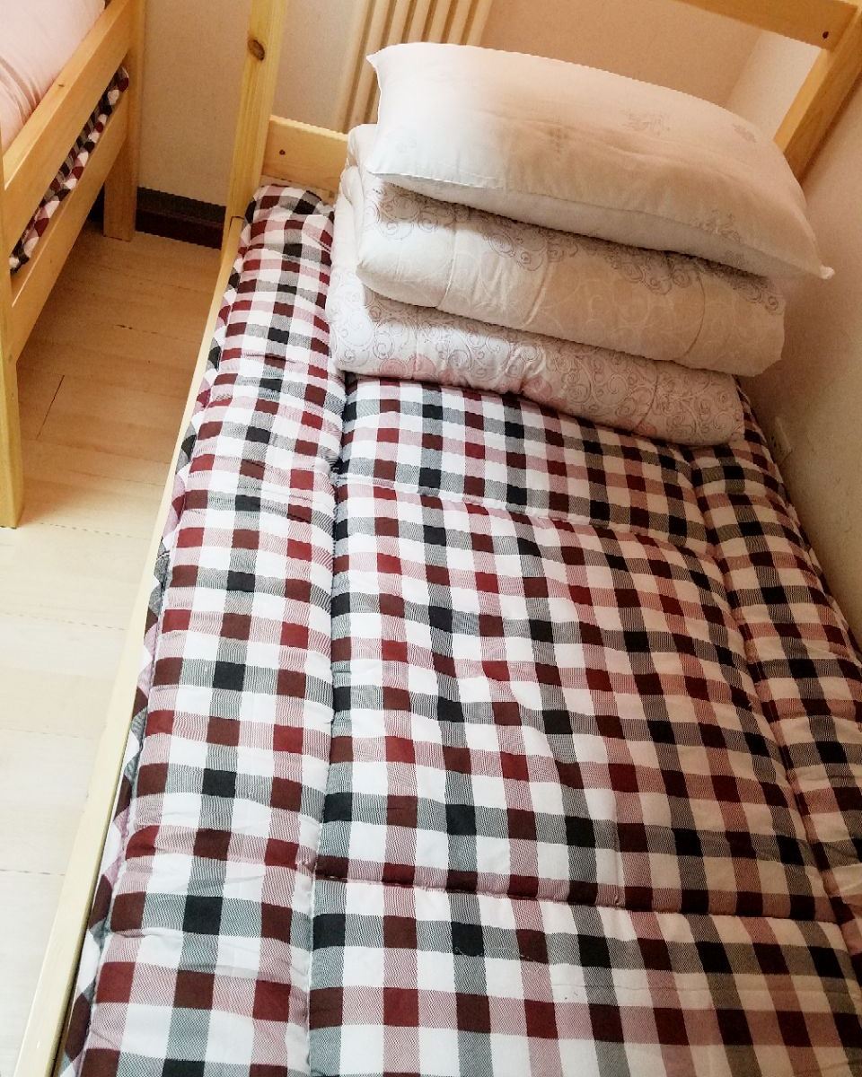 四人间(床位)(公共卫浴)