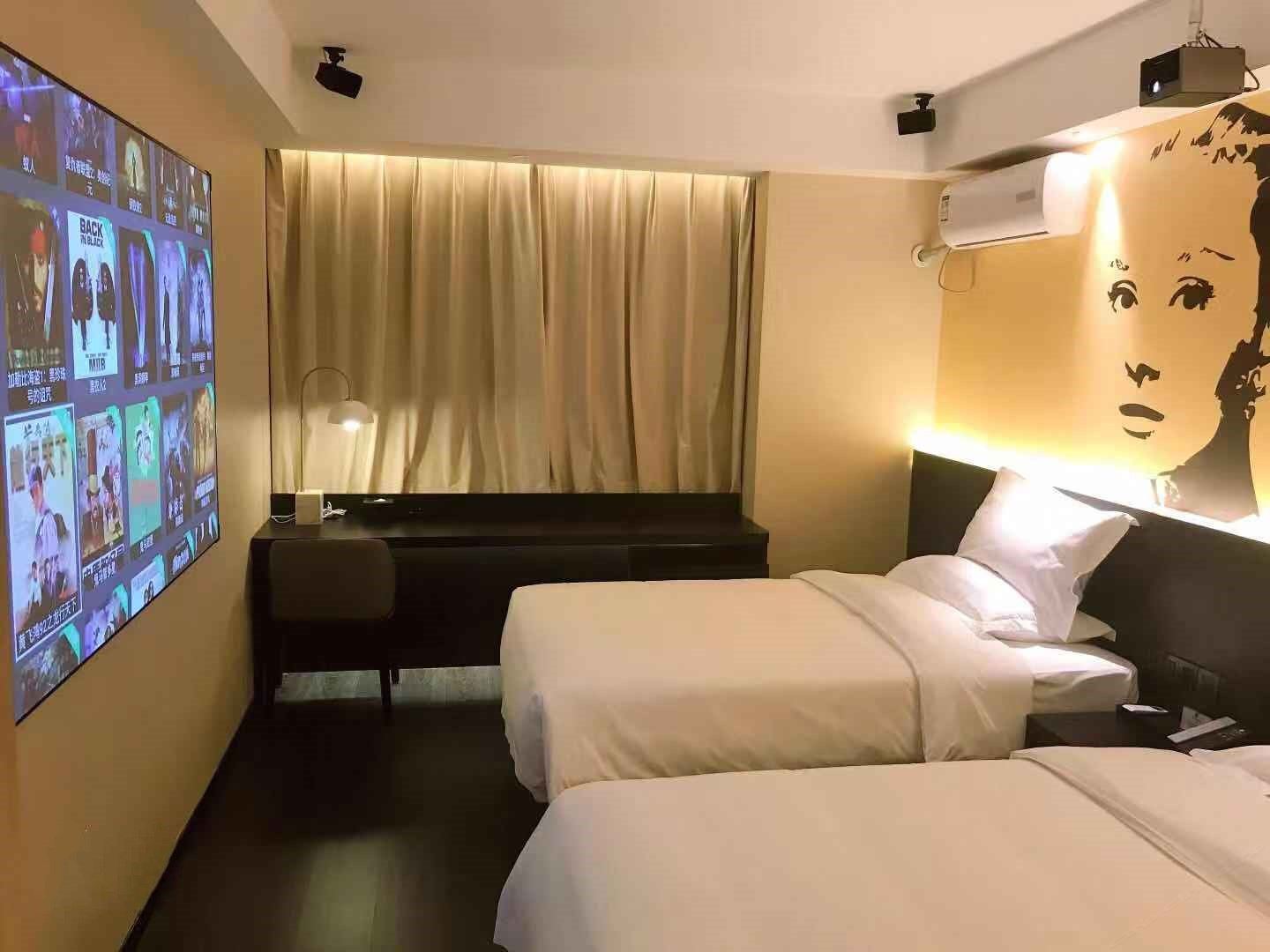 电影标准间