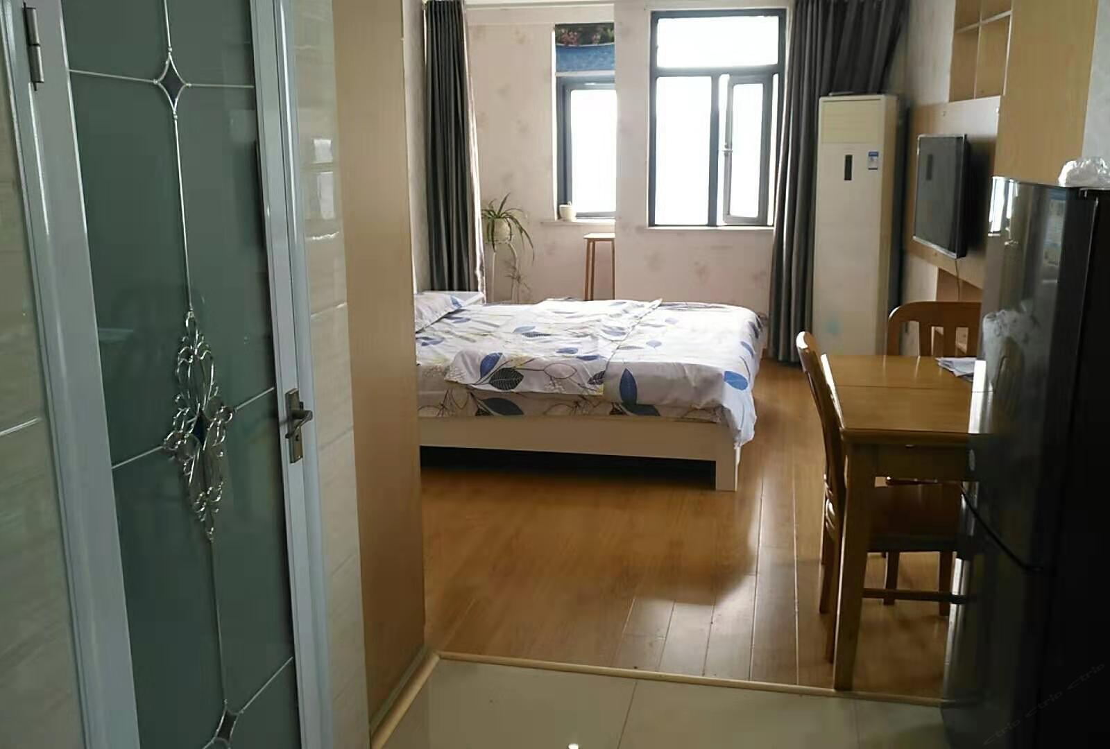舒适大床房