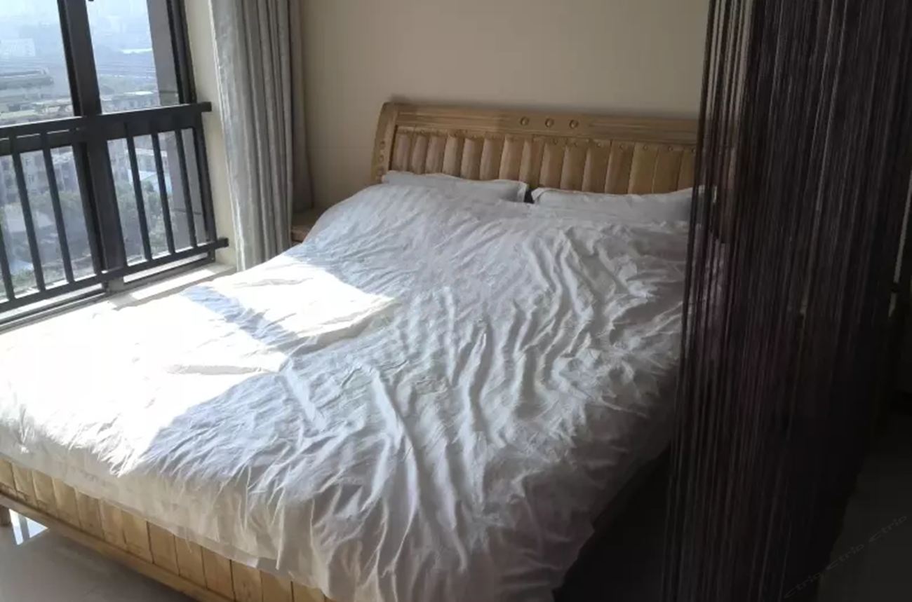 高级大床房