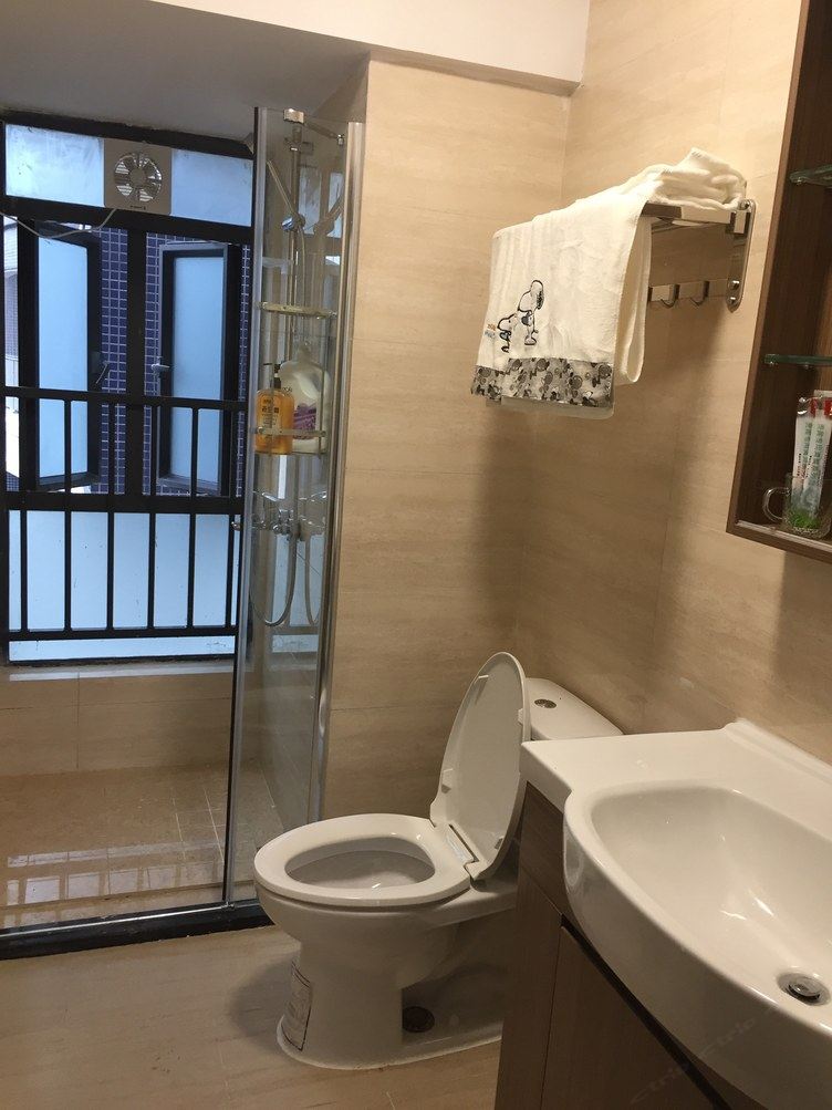 三房一厅