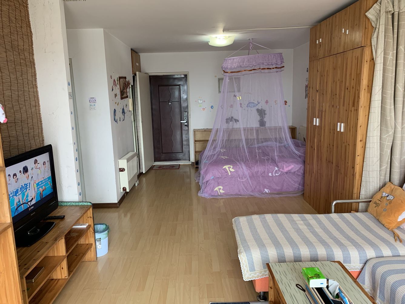 观景一室二床房