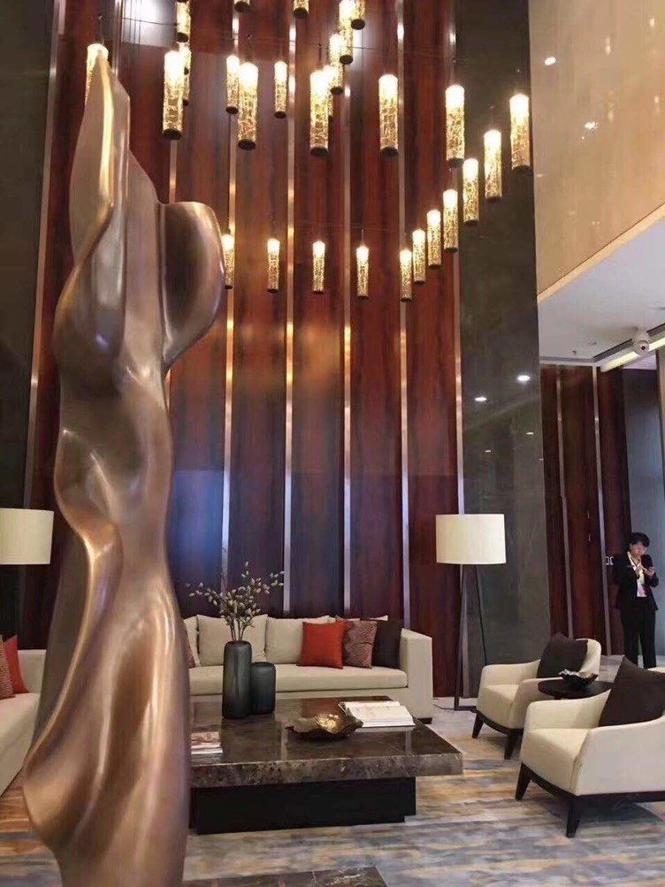 明亮一室房