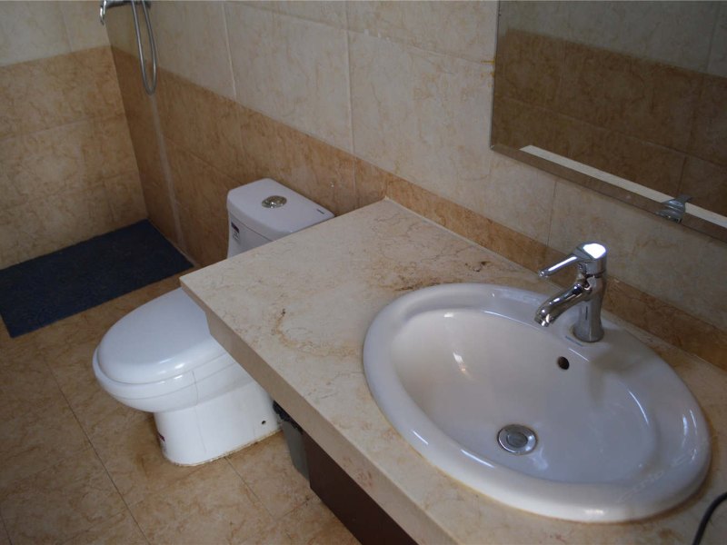 hotelPic