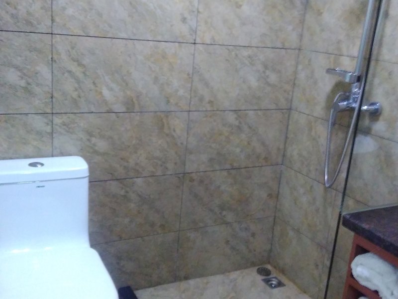hotelPic