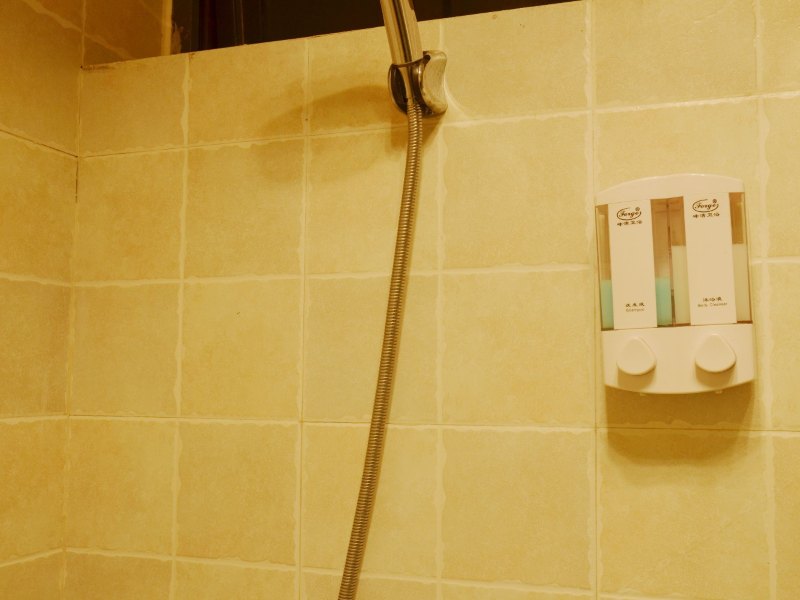 hotelPic