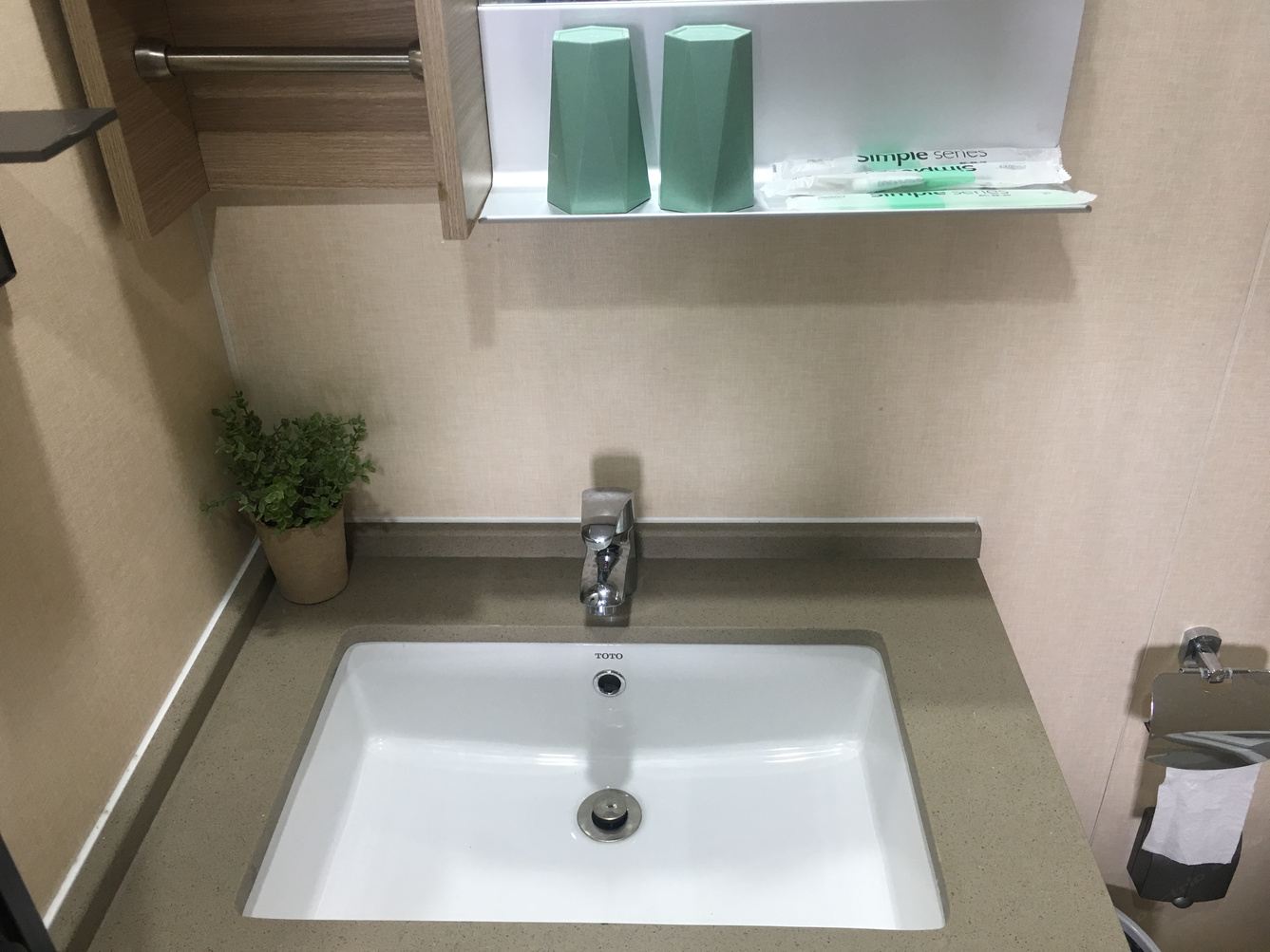 海景二室一厅套房