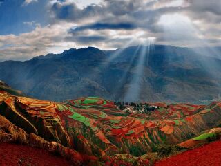 云南元陽梯田旅游組團(tuán)_云南元陽梯田自由行組團(tuán)_云南元陽梯田跟團(tuán)游與自由行