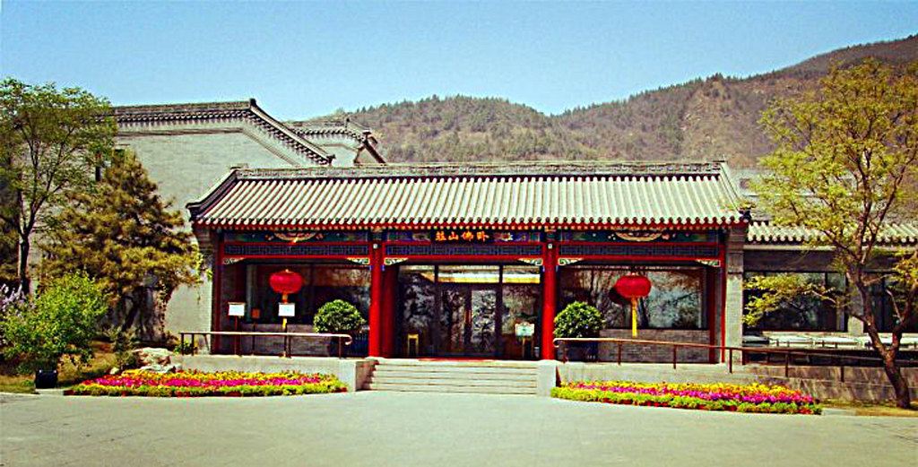 北京慕田峪长城卧佛山庄