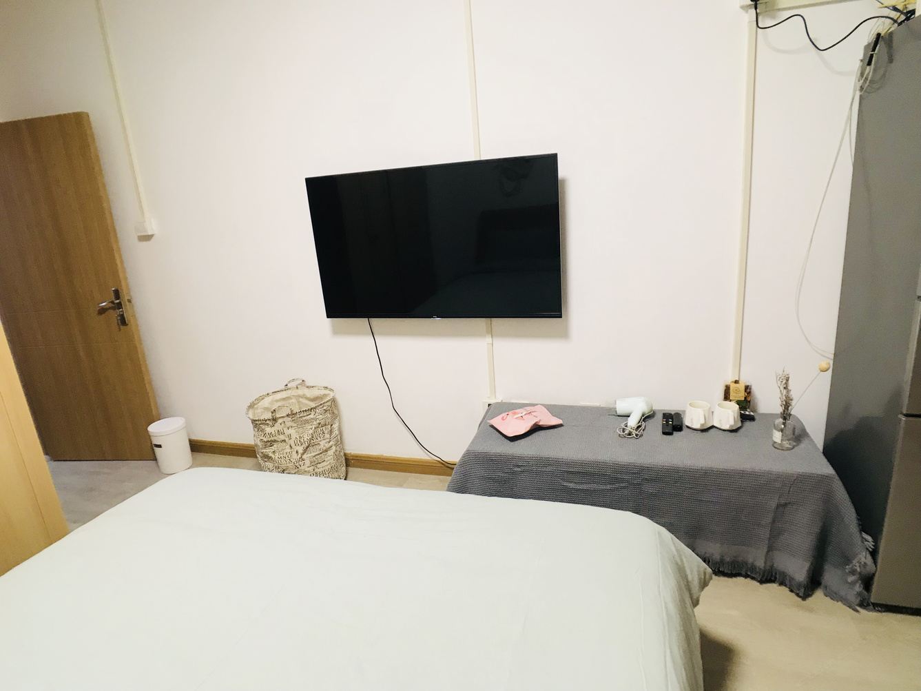 舒适二室大床房