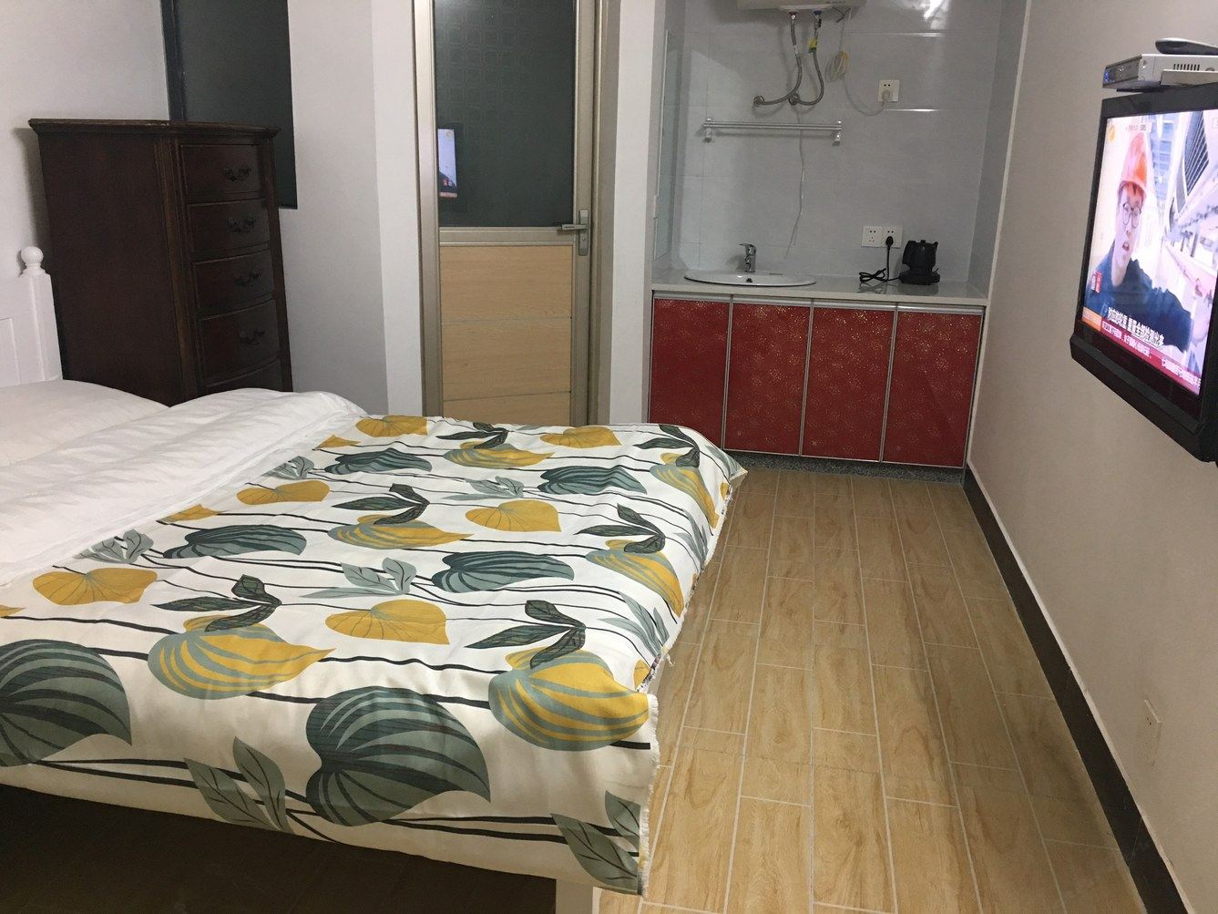 豪华一室大床房