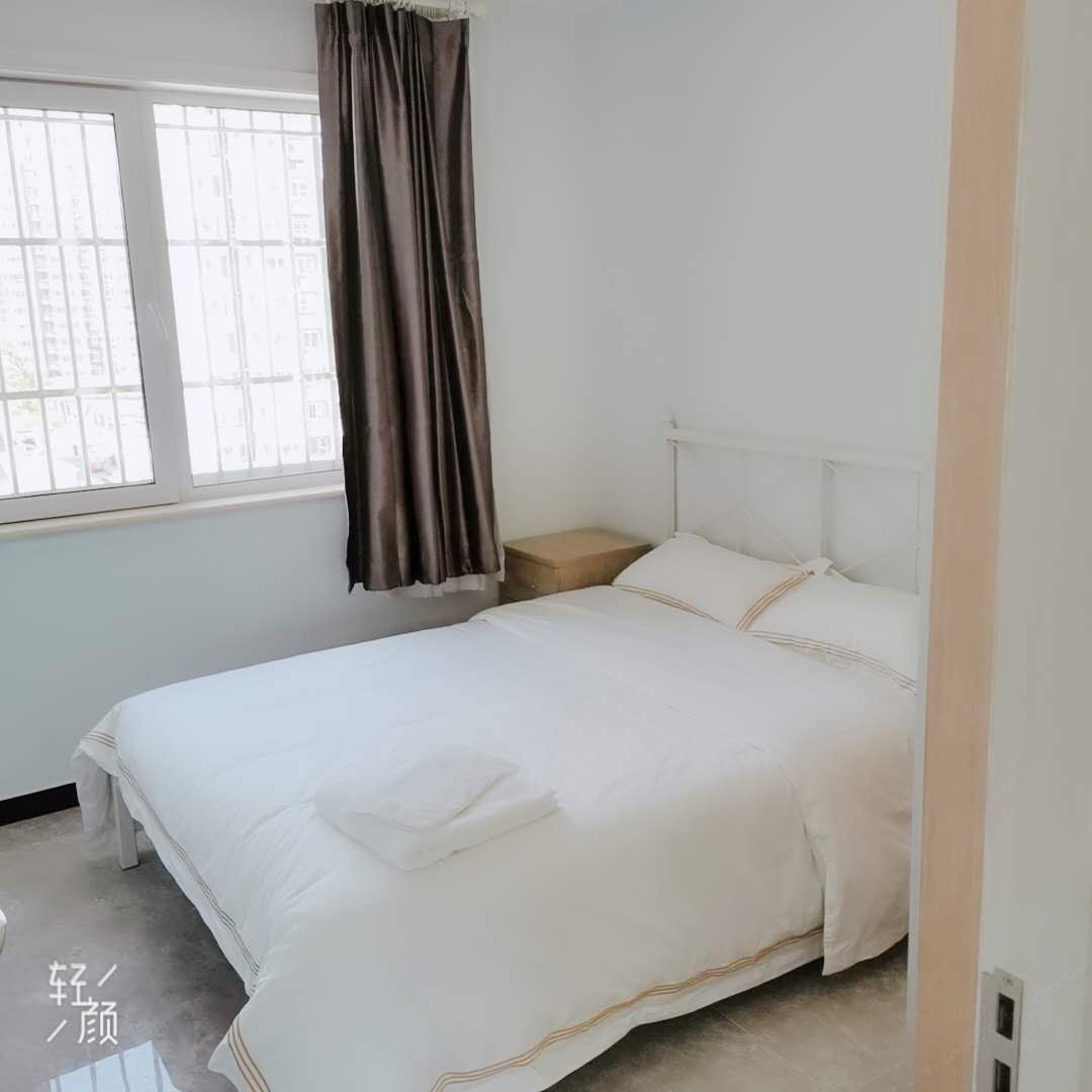 闲情逸致大床房