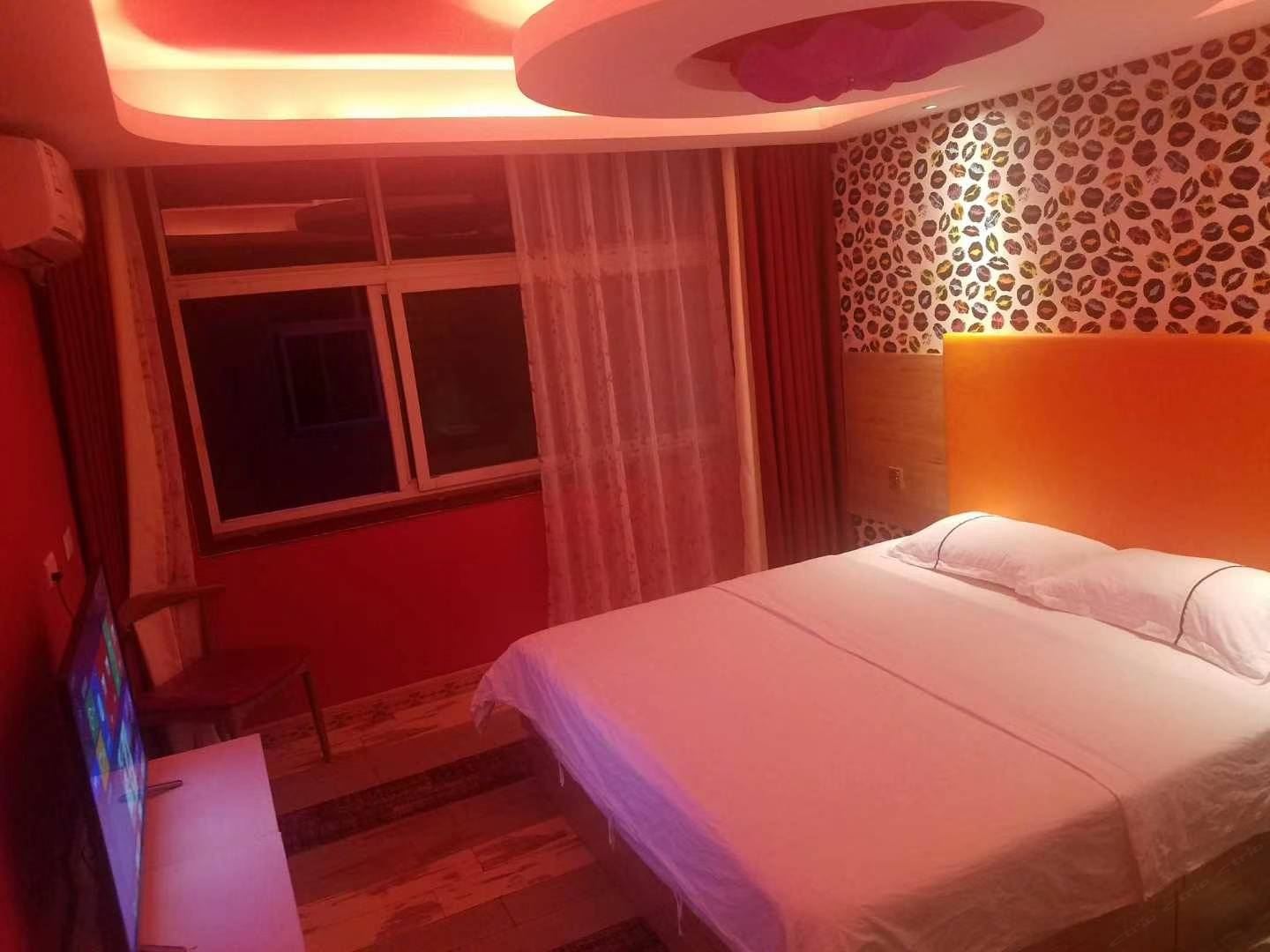 豪华大床房