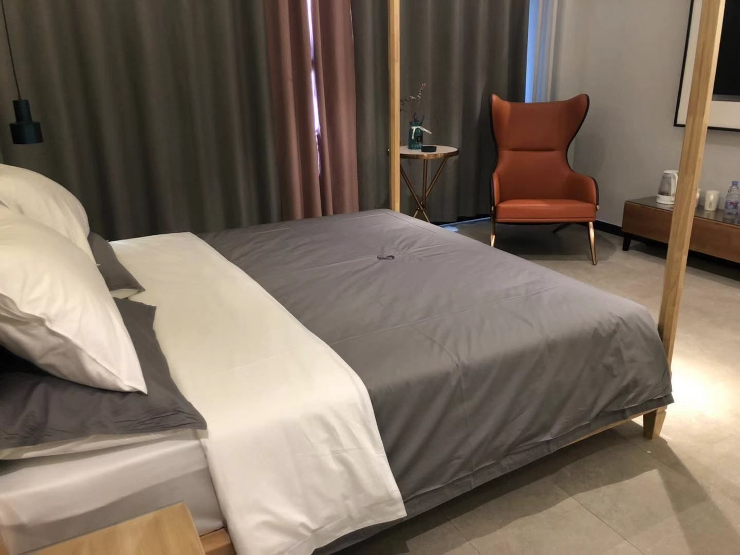 智享大床房