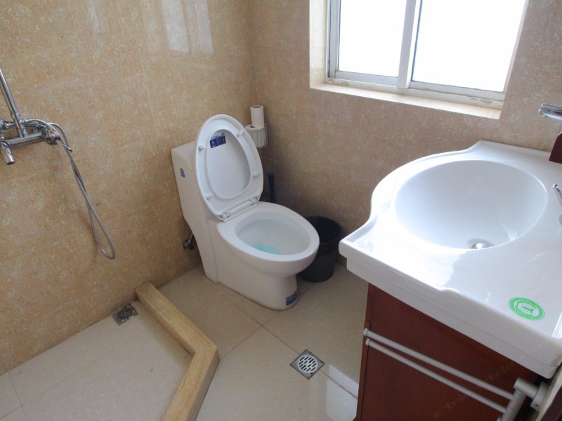 hotelPic