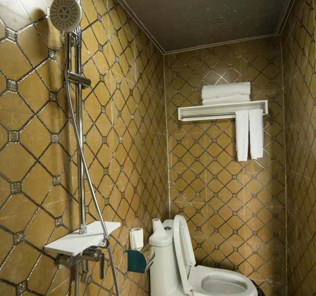 hotelPic