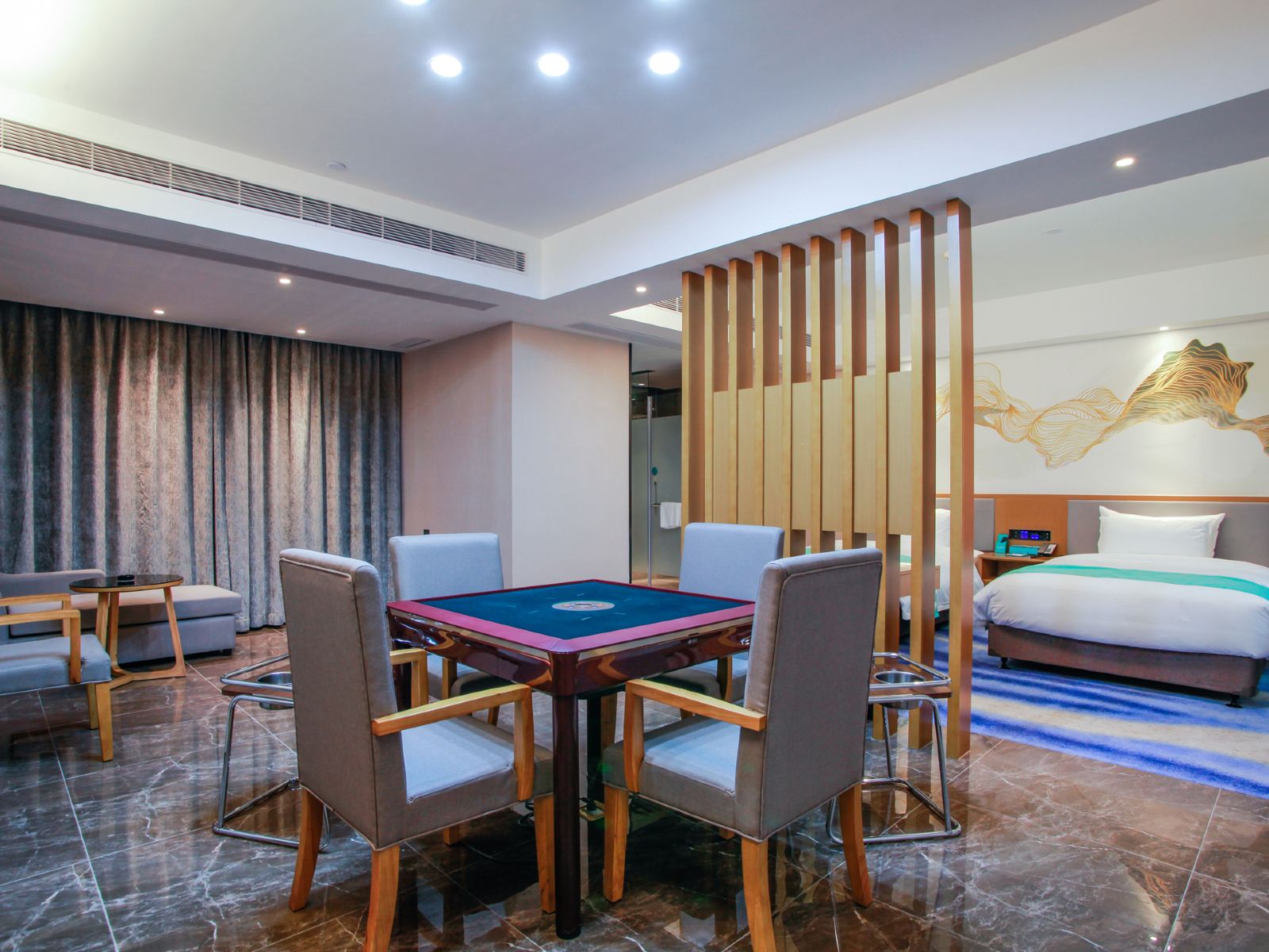 豪华棋牌房