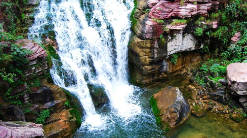 焦作云台山-开封清明上河园-开封府高铁4日游