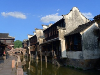 上海2人旅游需要多少錢_組團(tuán)去上海_上海報(bào)團(tuán)旅游多少錢