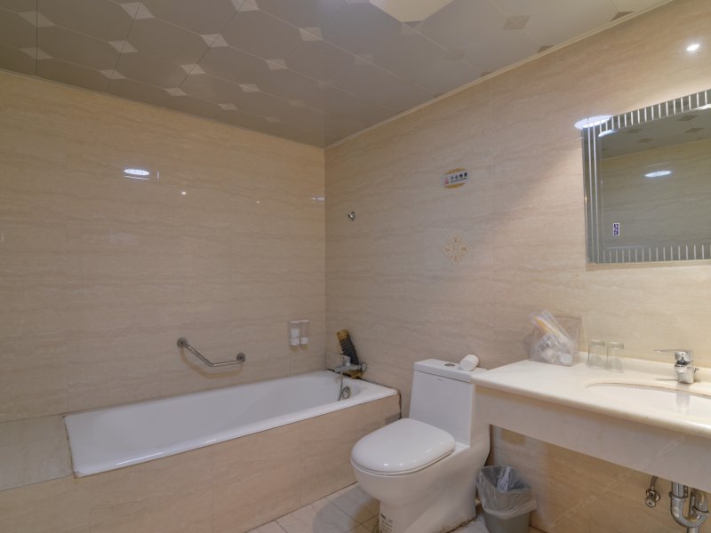hotelPic