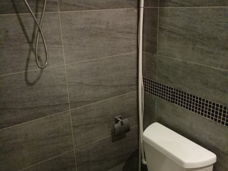 hotelPic