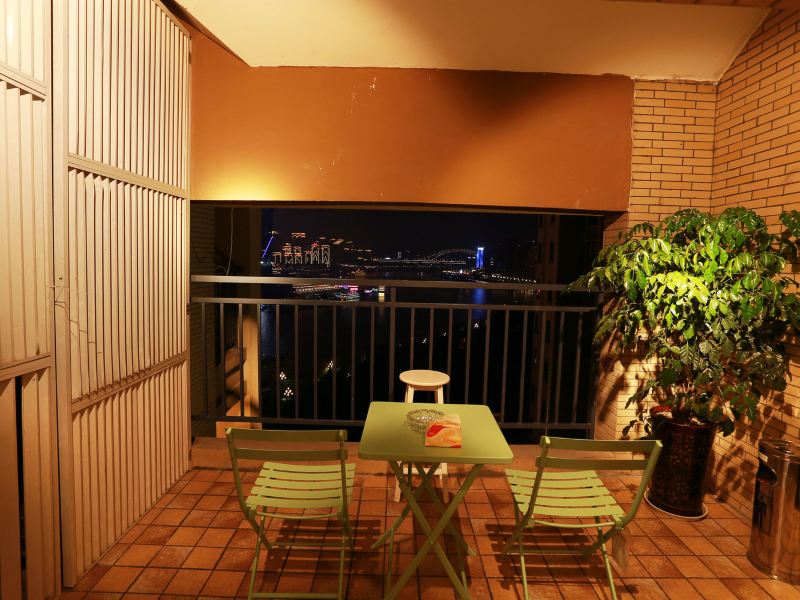 hotelPic