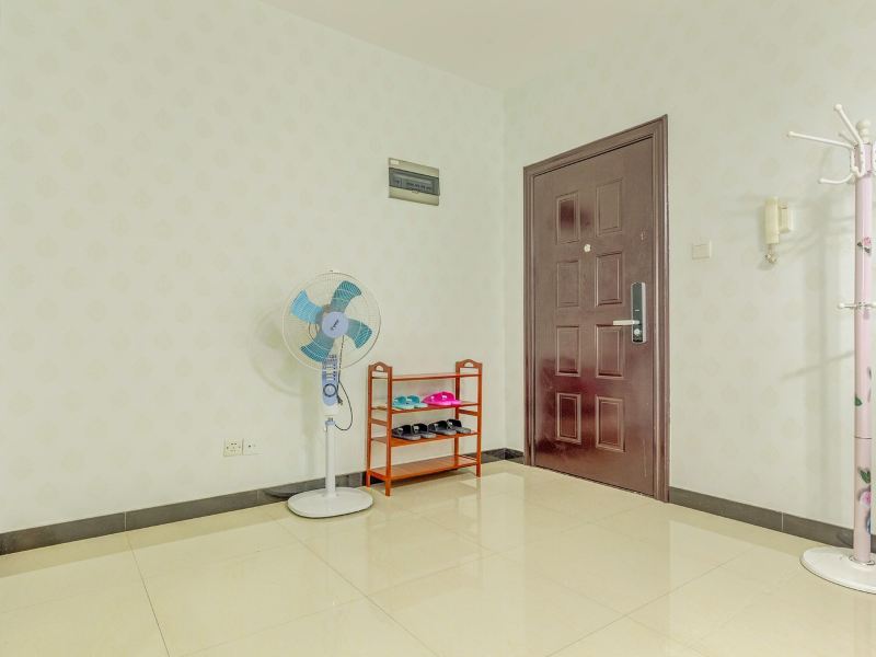 hotelPic