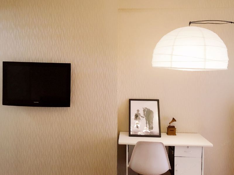 hotelPic