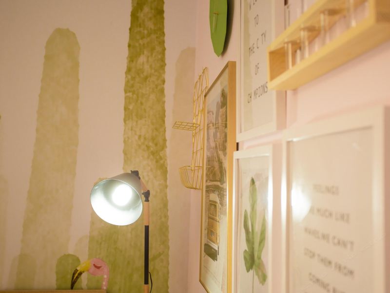 hotelPic