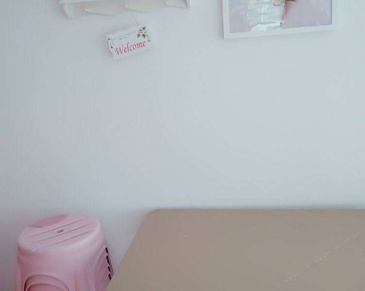 hotelPic