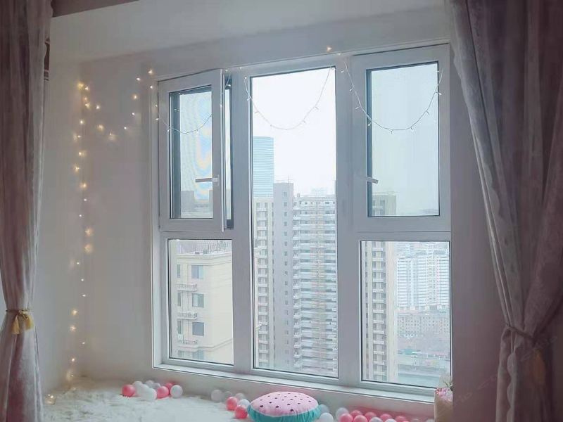 hotelPic