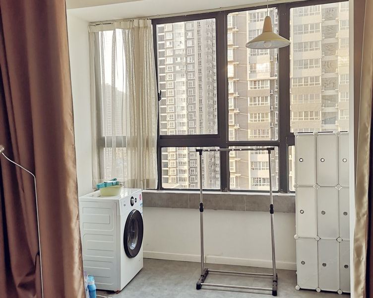 hotelPic