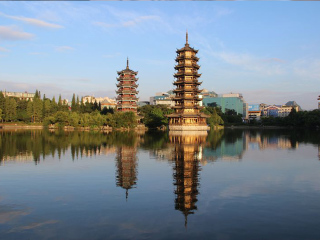 桂林陽(yáng)朔跟團(tuán)游與自由行_桂林陽(yáng)朔旅游多少錢(qián)_桂林陽(yáng)朔旅行團(tuán)旅游報(bào)價(jià)