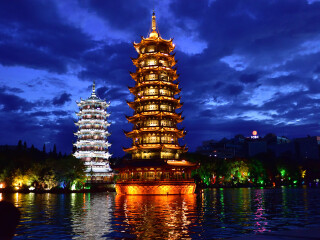 桂林陽(yáng)朔跟團(tuán)游與自由行_桂林陽(yáng)朔旅游多少錢(qián)_桂林陽(yáng)朔旅行團(tuán)旅游報(bào)價(jià)