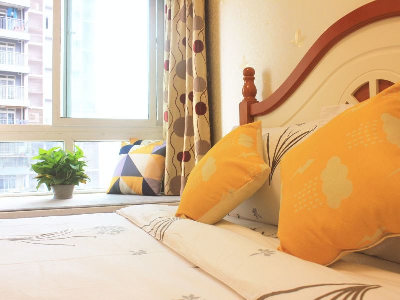 hotelPic