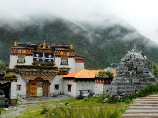 云南香格里拉組團旅游_報團去云南香格里拉多少錢_云南香格里拉旅游多少錢