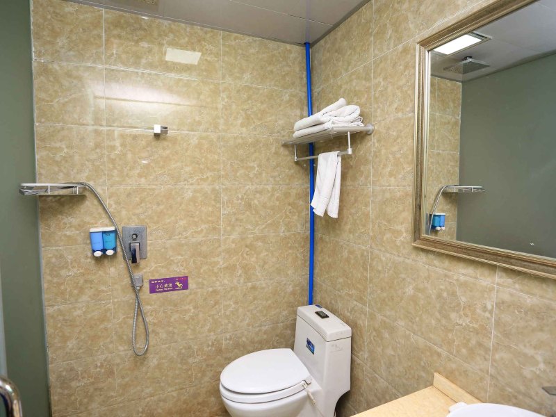 hotelPic