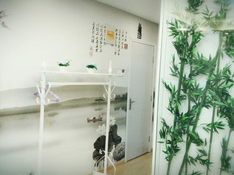 合肥枪与玫瑰公寓(2号店)