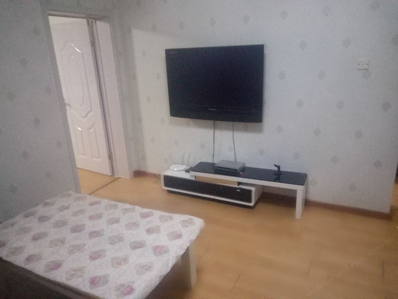 hotelPic