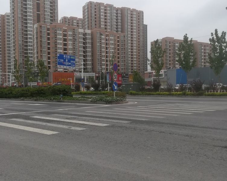 郑州普罗旺斯小镇（郑文改）公寓(8号店)