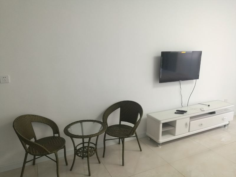 hotelPic