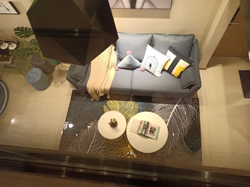 hotelPic