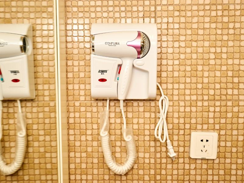 hotelPic