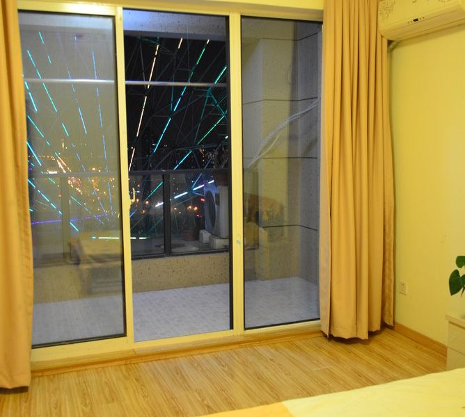 hotelPic