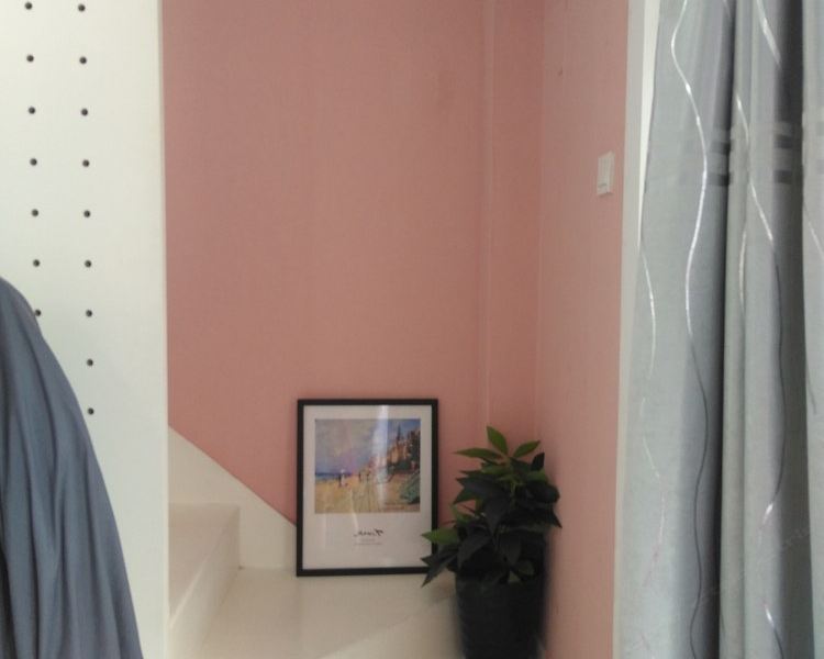 hotelPic
