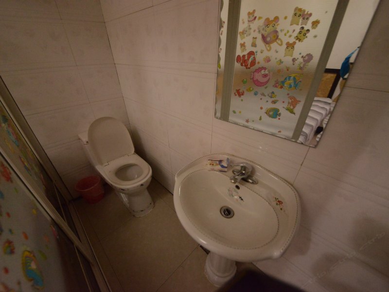 hotelPic