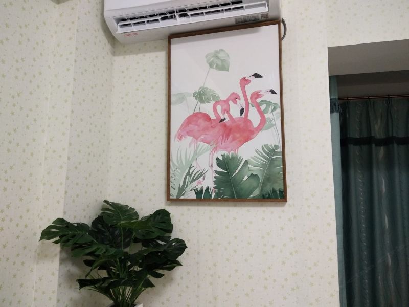 hotelPic