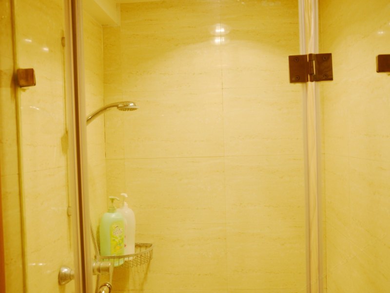 hotelPic