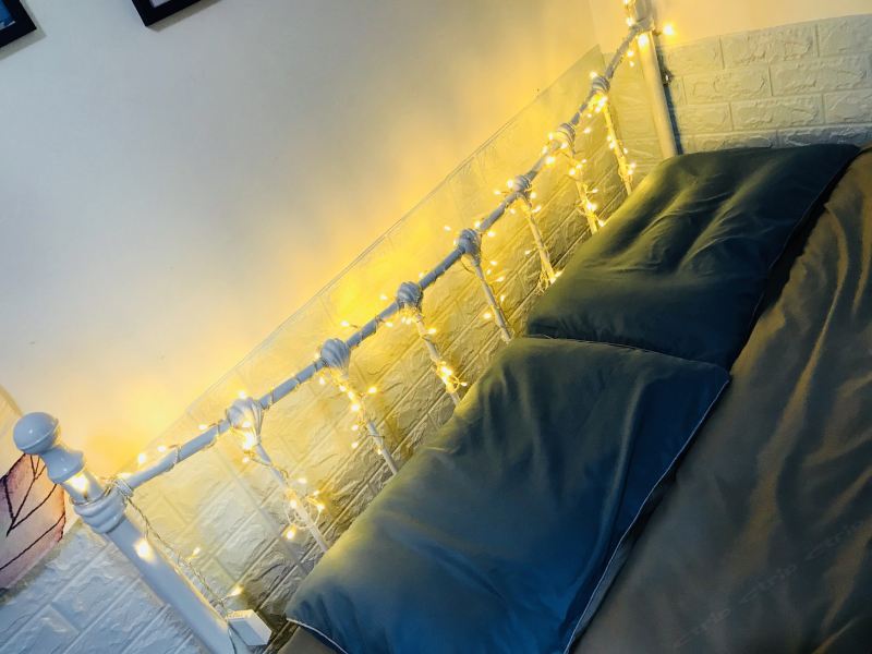 hotelPic