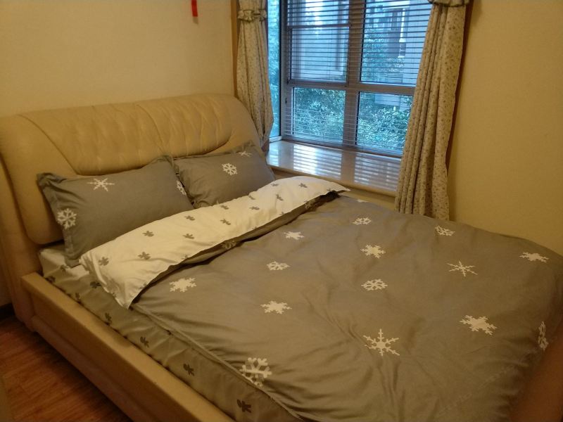 成都芃小胖公寓